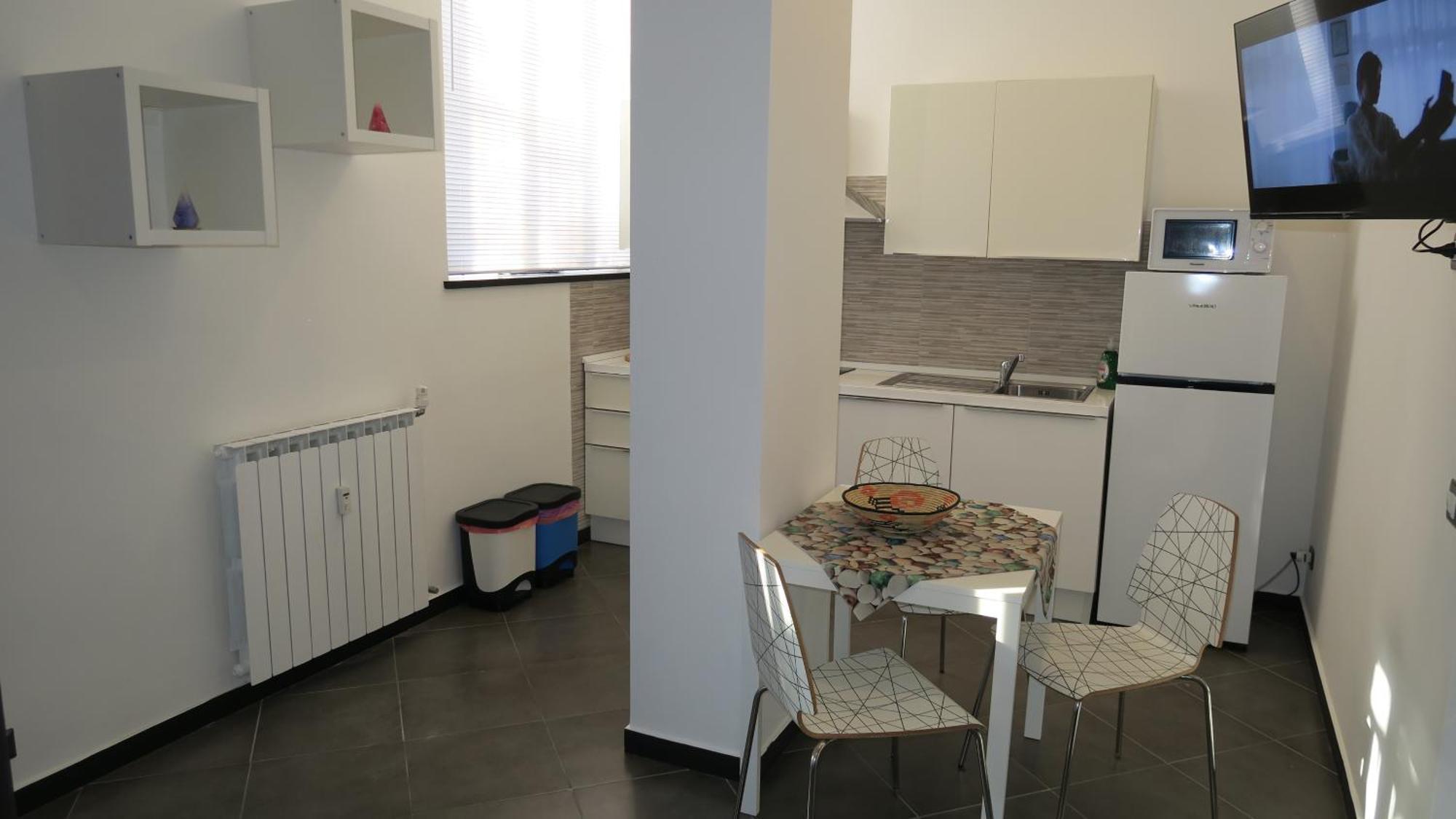 Karina, To The Beach With Terrace And Private Parking Савона Екстериор снимка